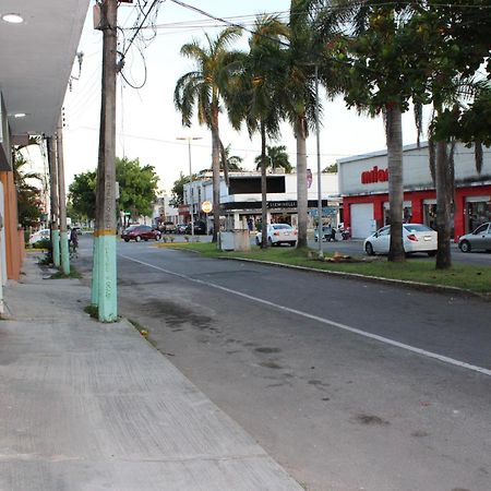 Oyo Hotel Colibri Chetumal Buitenkant foto