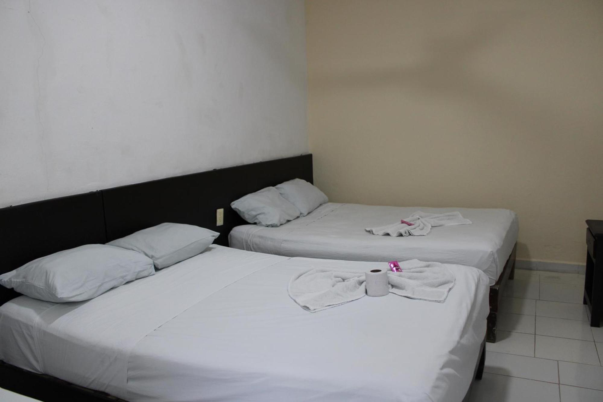 Oyo Hotel Colibri Chetumal Buitenkant foto