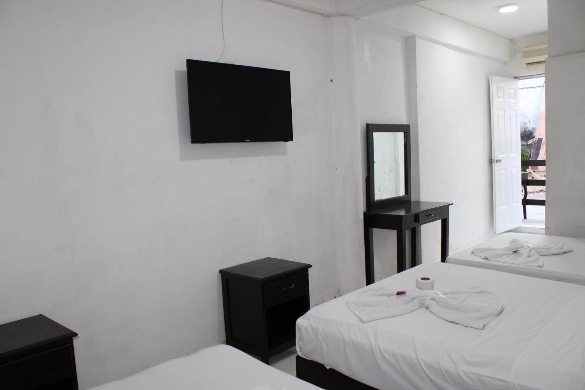 Oyo Hotel Colibri Chetumal Buitenkant foto
